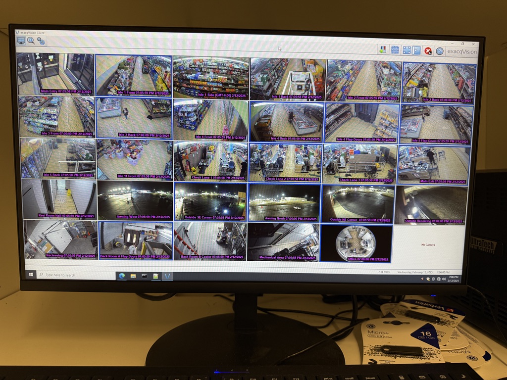 Multi-channel video surveillance display for retail security operations